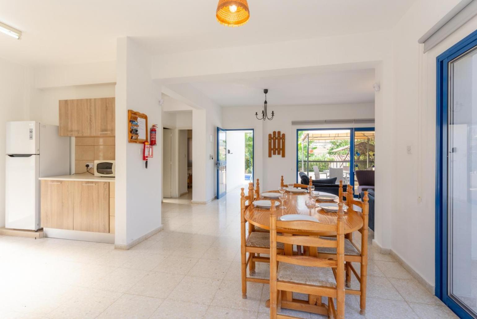 Villa Charoula Pente Paphos Esterno foto