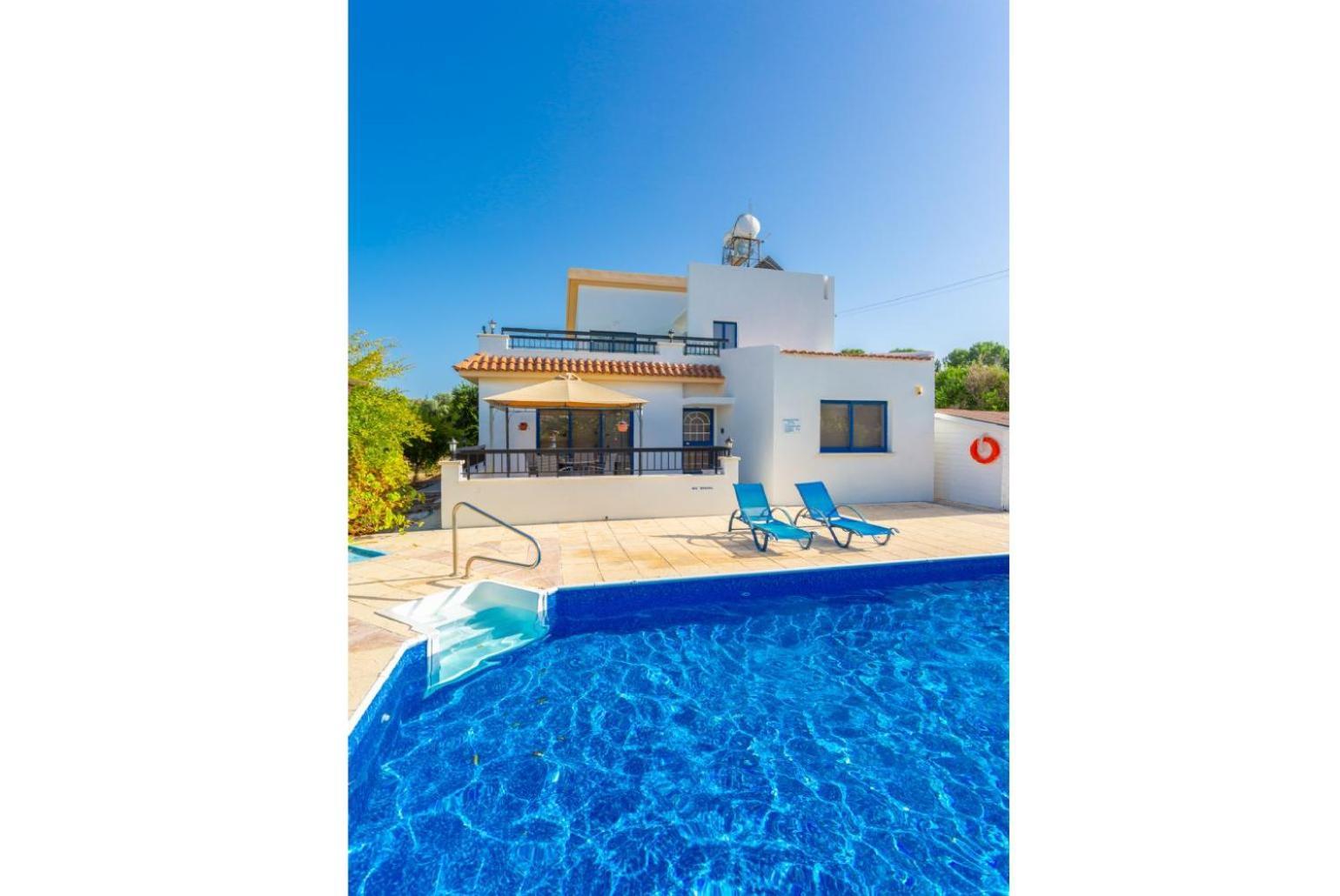 Villa Charoula Pente Paphos Esterno foto